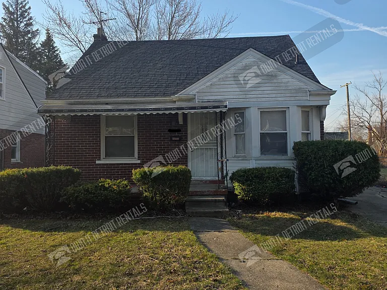 16092 Coram St — Photo 1