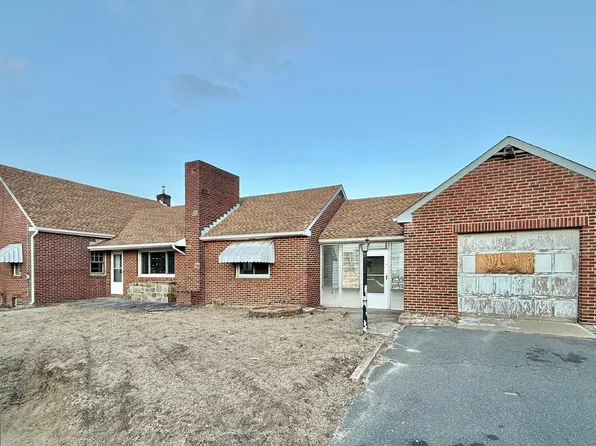 1050 Woodland Ave, Glendora, NJ 08029