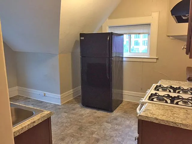 1655 N Marshall St #4 — Photo 6