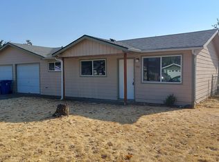 930 N 4th St, Aumsville, OR