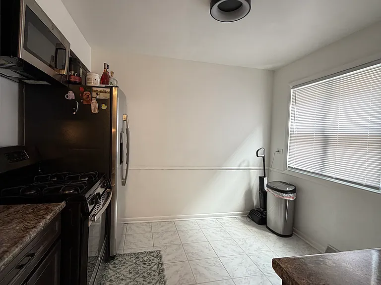 10043 Frontage Rd #D — Photo 16