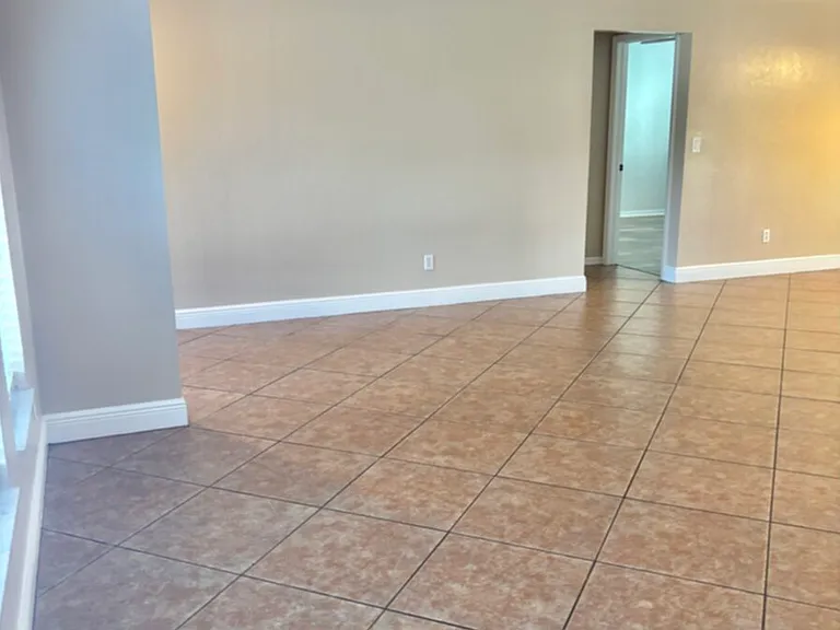 4343 SW Sands Blvd — Photo 43