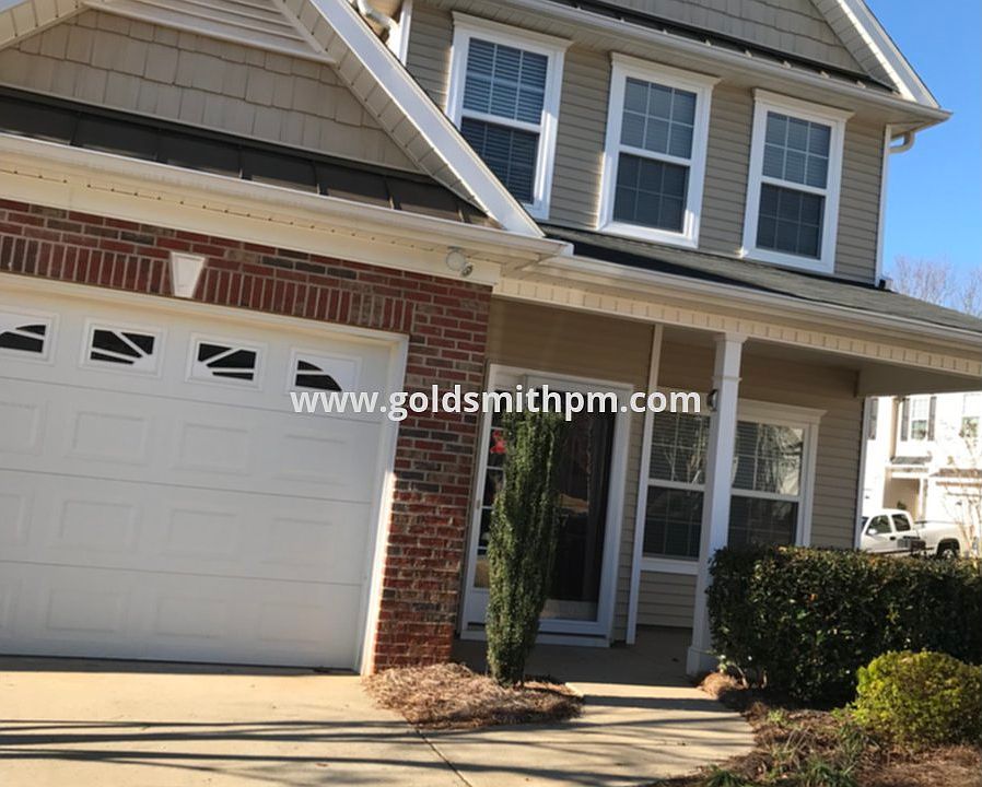 1st image of 67 Bay Springs Dr