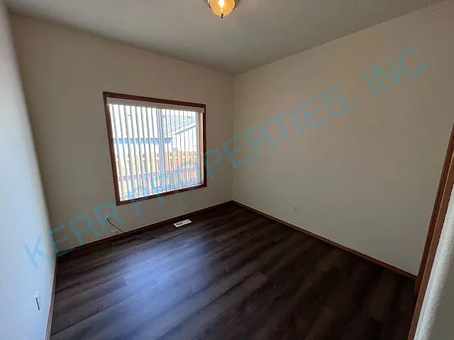 3794 NE Fairview Lake Way — Photo 14