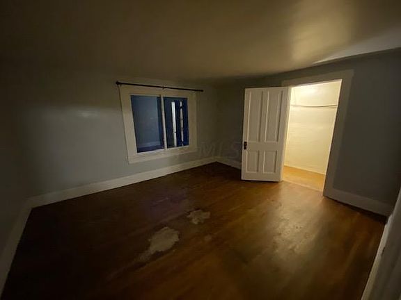 5th image of 704 Yeoman St