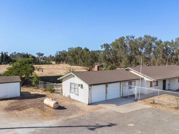 11495 E Herndon Ave, Clovis, CA 93619