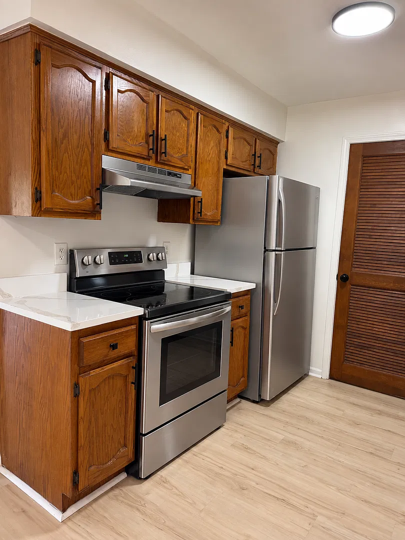 18600 Fraser Group — Photo 2