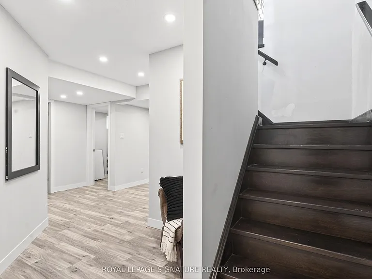 2147 Wateroak Dr — Photo 24