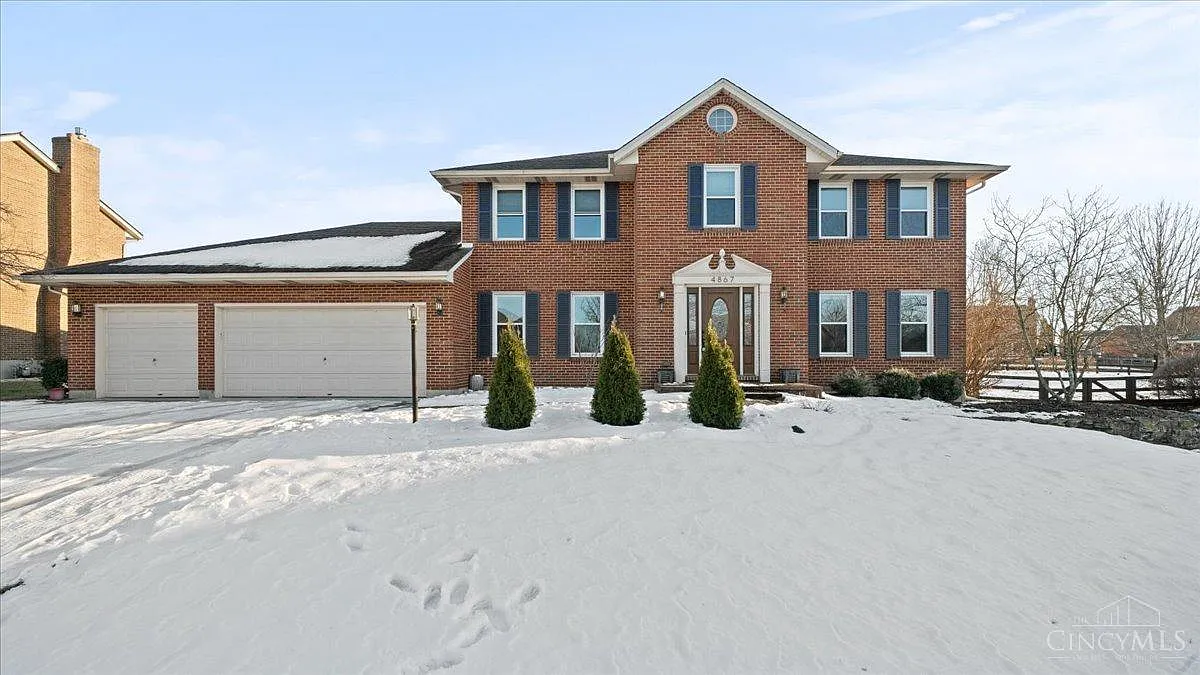 4867 Pinnacle Ct photo 1