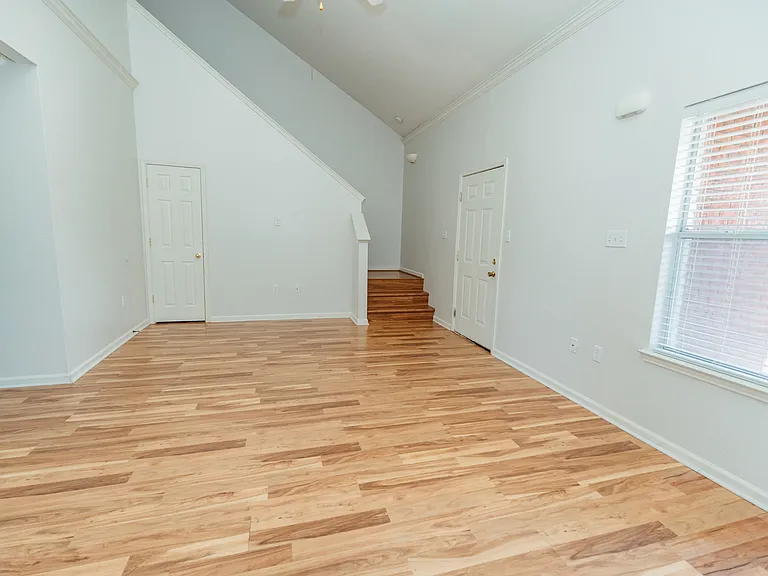 1150 Airport Rd #122 — Photo 8