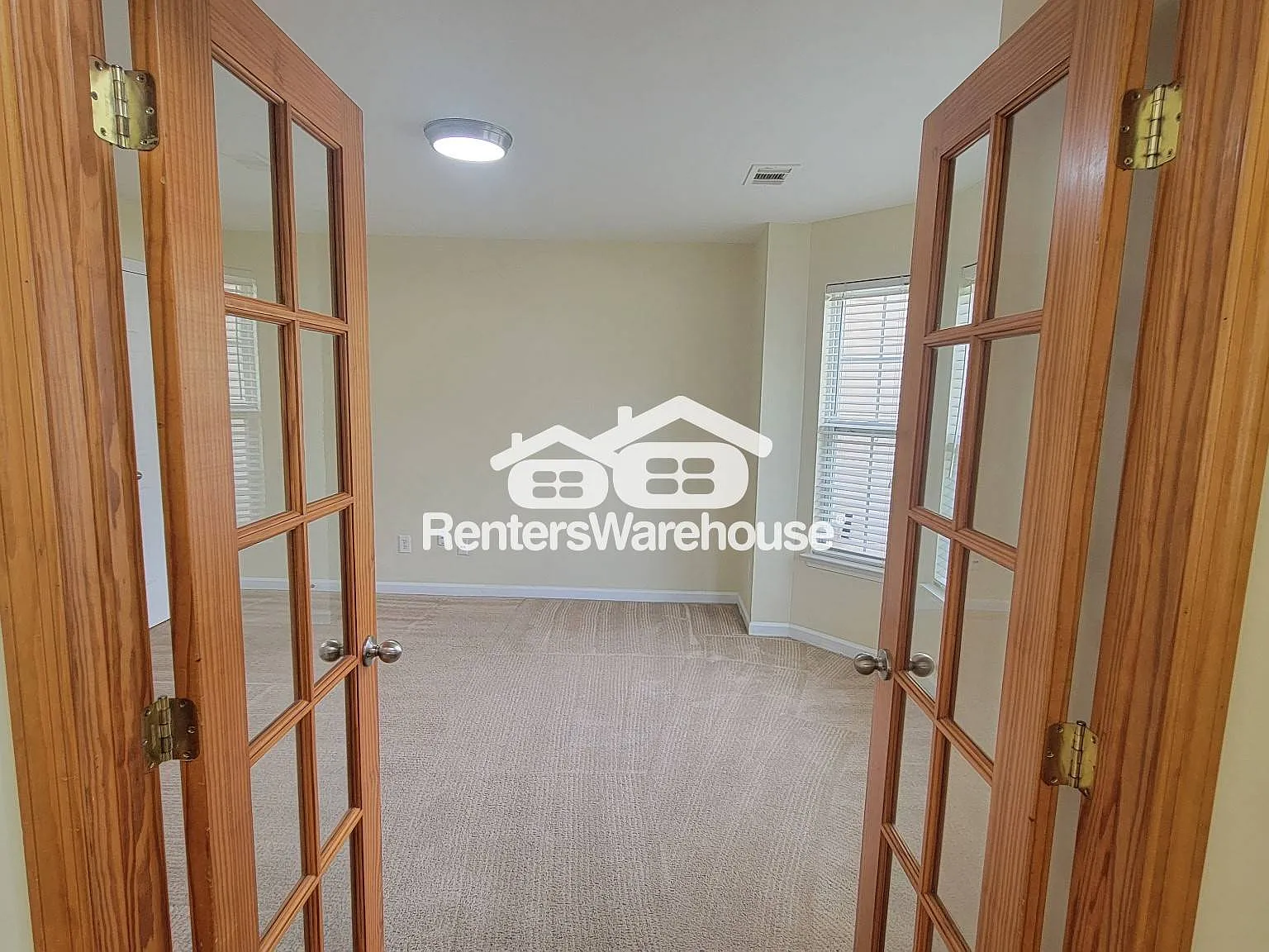 Spacious 5 Bedroom home in Locust Grove! — Photo 4