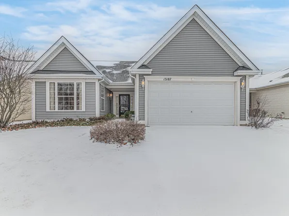 13187 W Sheffield Ln, Beach Park, IL 60083