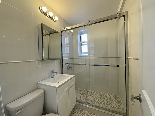 Sold by Zand Realty Management | media 7