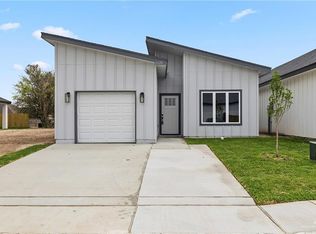 2320 E Thornton Ave, Mission, TX 78574