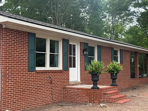 110 Marshall Rd Photo 1