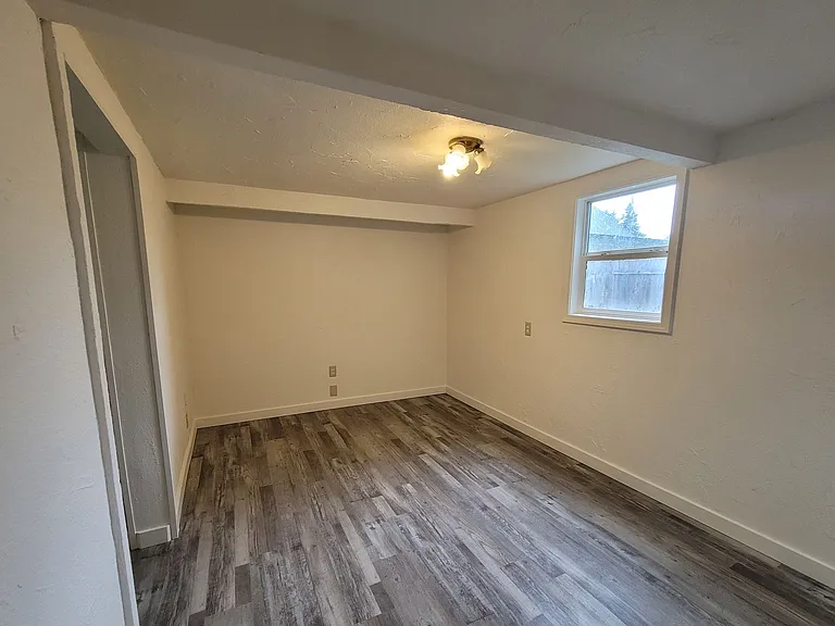 1395 Rainbow Dr — Photo 3