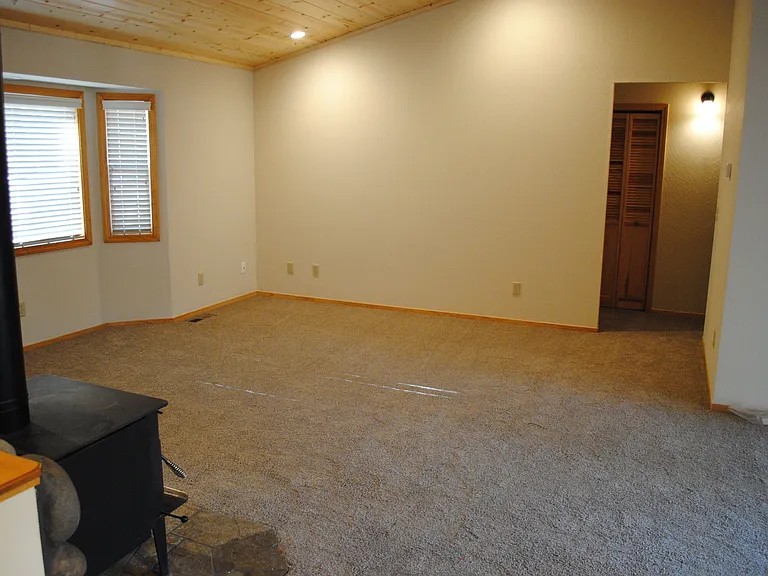 10268 White Fir Rd — Photo 10