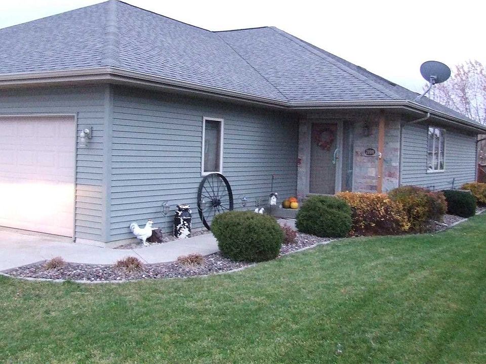 1st image of 299 N Mountin Dr #25
