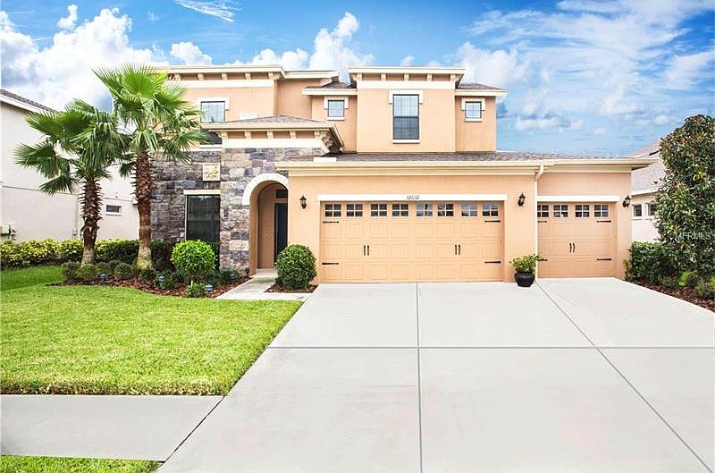 1st image of 32632 Summerglade Dr