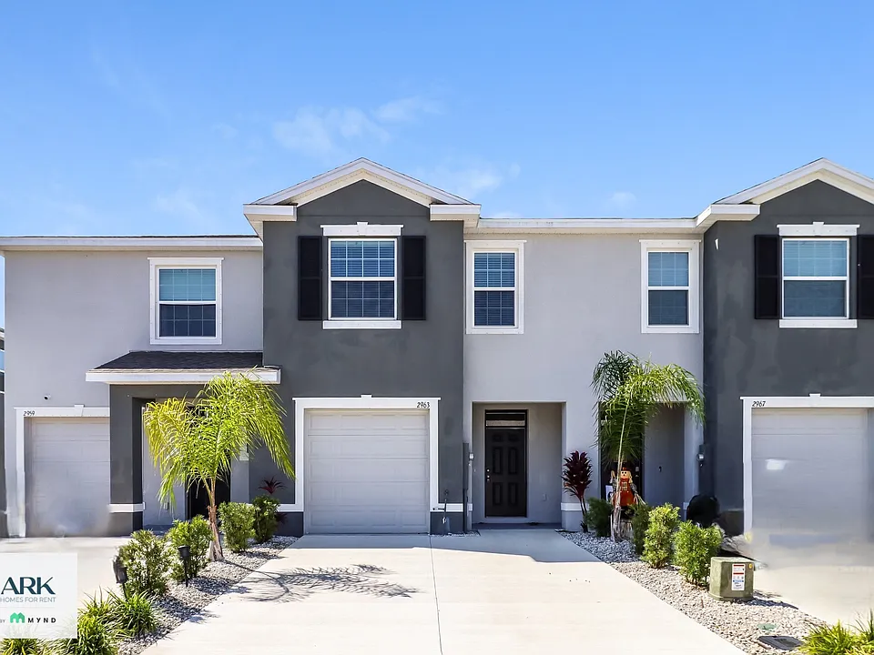 2963 Suncoast Plains Dr