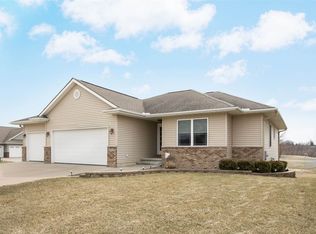 295 Windsor Rd, North Liberty, IA 52317