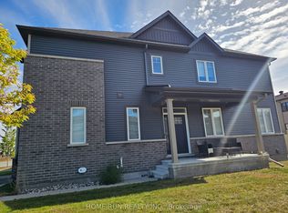 231 Tullaghan Hts, Ottawa, ON K2J7B9