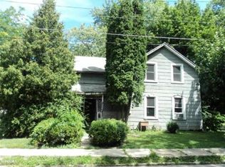 425 S Float Ave, Freeport, IL 61032