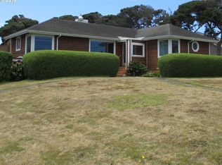 935 Ocean Dr SW, Bandon, OR 97411