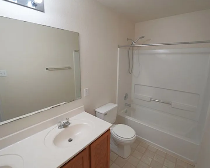 109 Willow Hl — Photo 23