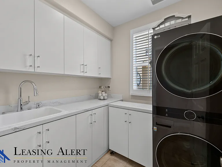 26868 Grey Pl — Photo 12