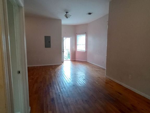 3rd image of 2526 Palmyra St #A