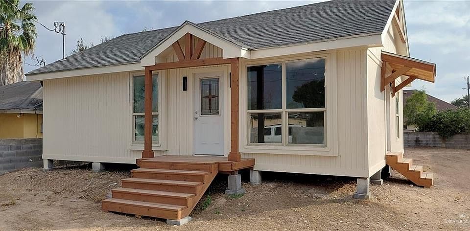 1st image of 32 Naty St