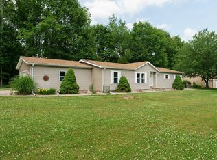 10384 N 24th St, Plainwell, MI 49080