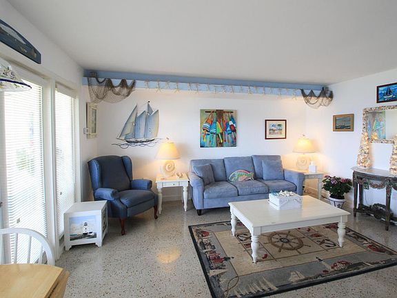 5th image of 1203 Bayshore Dr Unit 102