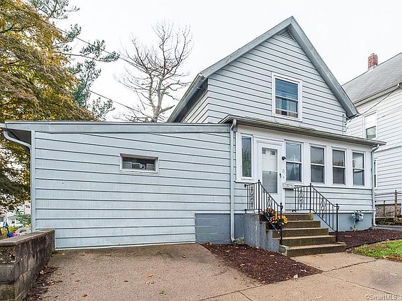 4th image of 72 Blydenburg Ave