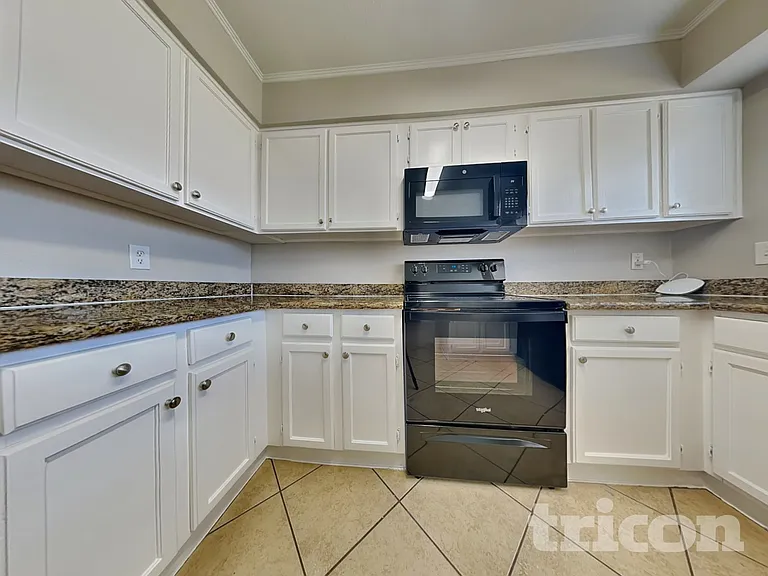19030 Jodywood Dr — Photo 6