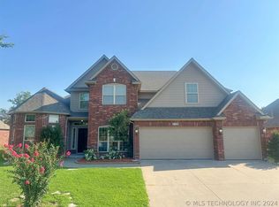 4708 W Louisville Pl, Broken Arrow, OK 74012