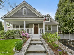 12 Laddins Rock Rd, Old Greenwich, CT 06870