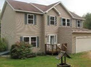 19 Rollins Pond Rd, Gilmanton, NH 03237