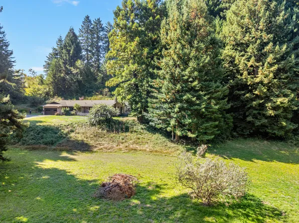 2055 Golf Course Rd, Bayside, CA 95524