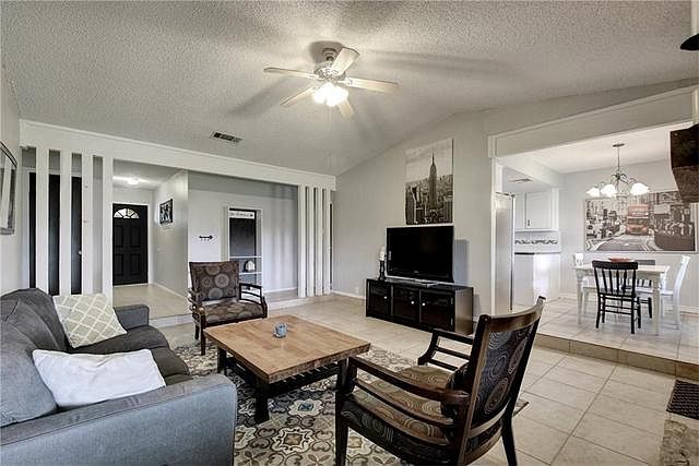 2nd image of 1307 Mills Meadow Dr