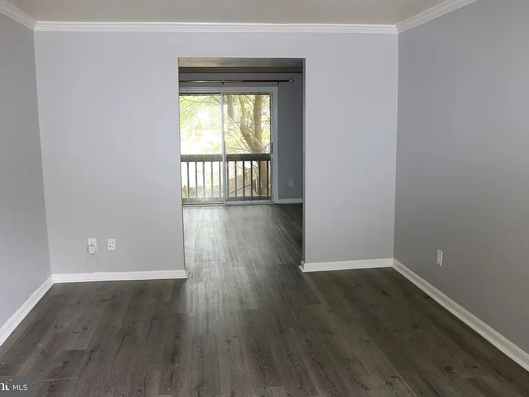 9302 Frostburg Way — Photo 24