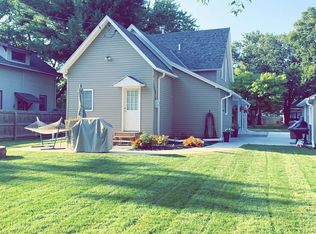 745 1st St, Milford, NE 68405