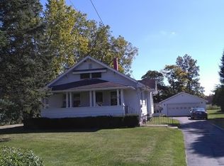 1511 S Burlington Dr, Muncie, IN 47302