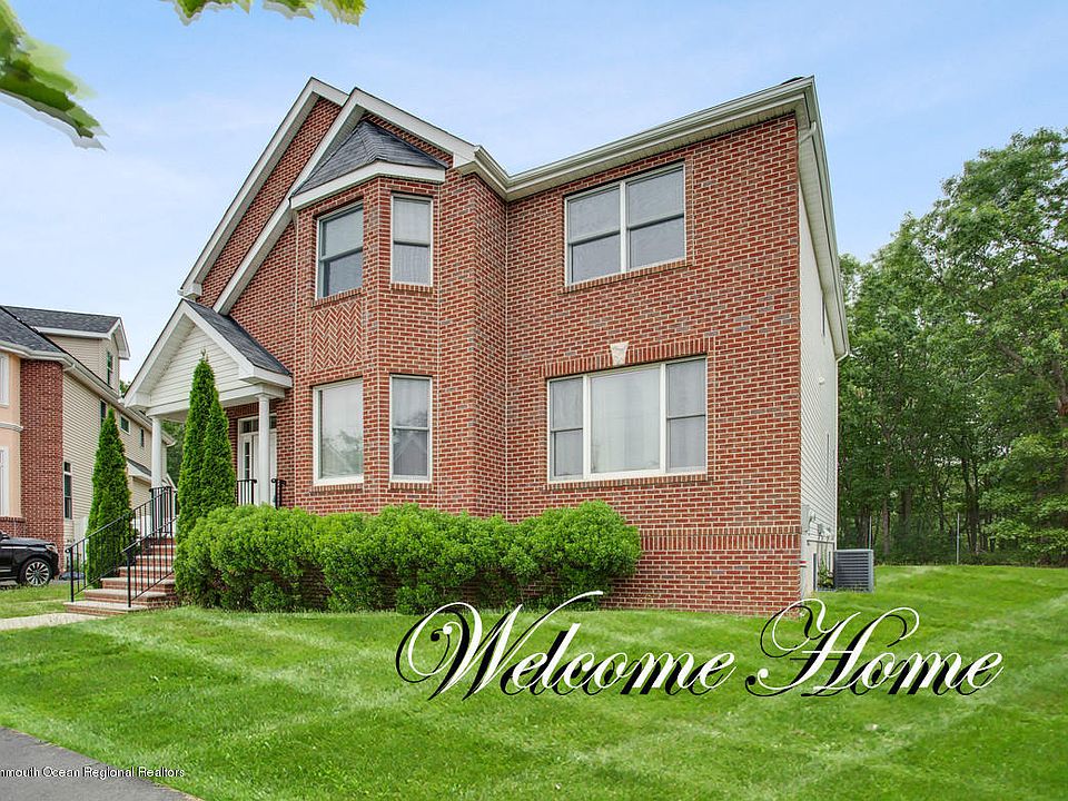 1st image of 41 Blue Jay Way