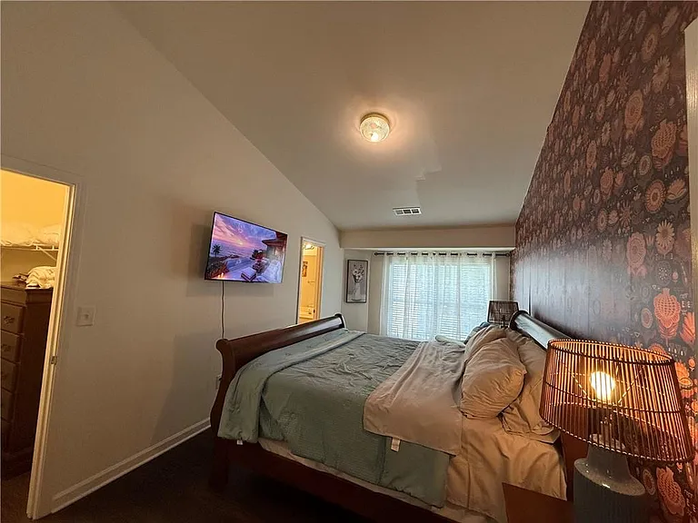 1524 Cove Creek Cir — Photo 9