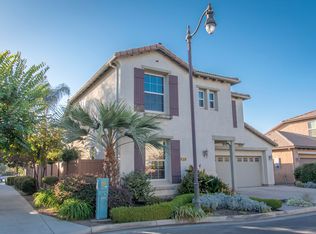 1439 N Volterra St, Visalia, CA