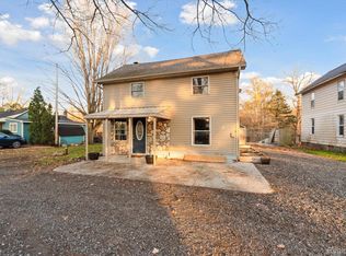 10524 N Antcliff Rd, Fowlerville, MI 48836