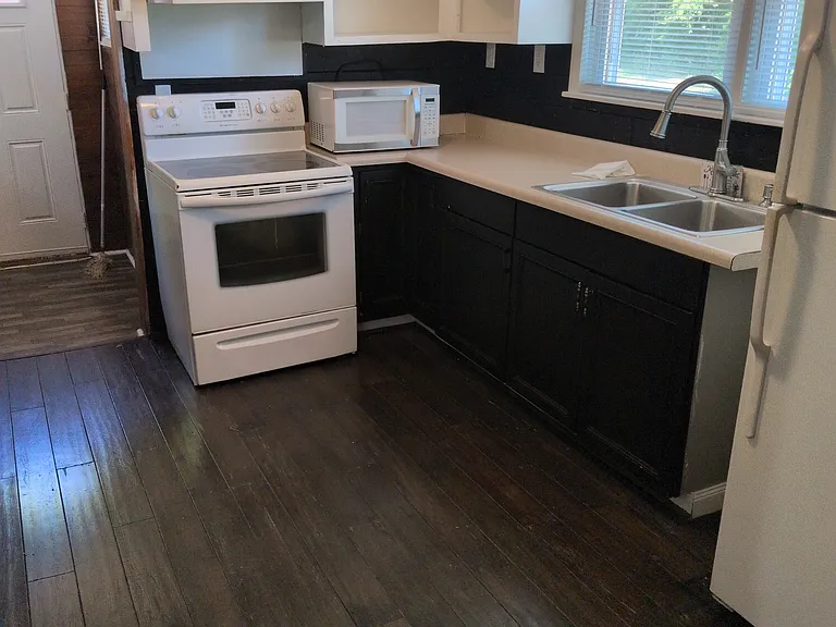 310 W Main St — Photo 3