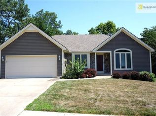1249 SW Crossing Dr, Lees Summit, MO 64081
